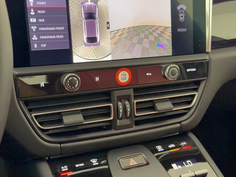 New 2026 Porsche Macan AWD/4WD image 22