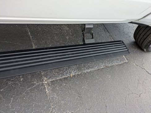 Certified 2024 RAM 1500 Limited AWD/4WD image 15