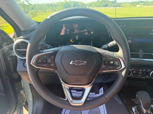 New 2026 Chevrolet Trax ACTIV w/ Driver Confidence Package FWD image 29