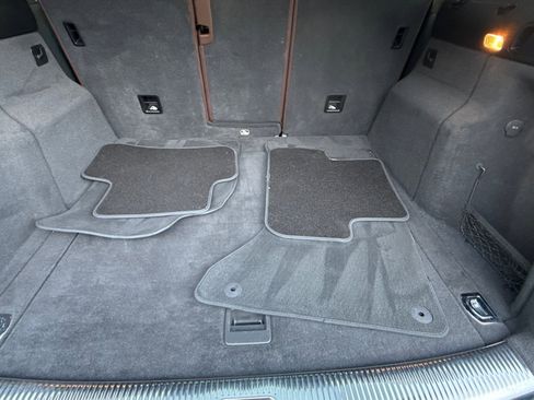 Used 2017 Audi Q5 2.0T Premium Plus w/ Premium Plus Package image 9