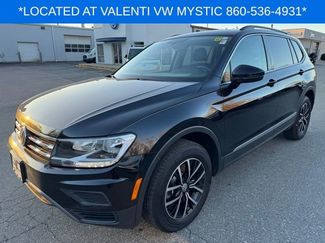 Used 2021 Volkswagen Tiguan SE w/ Panoramic Sunroof Package video 1