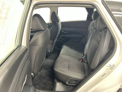 Used 2025 Hyundai Tucson SE AWD/4WD image 19