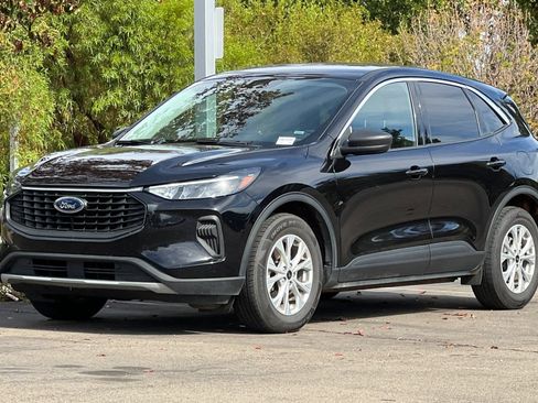 Used 2024 Ford Escape Active FWD image 8