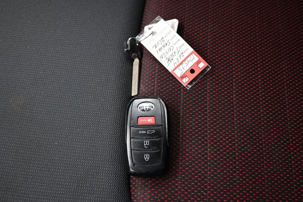 Used 2024 Toyota Corolla SE FWD image 27