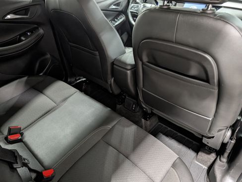 Used 2023 Buick Encore GX Select w/ Safety Package II image 16