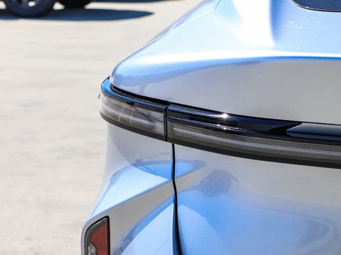 New 2026 Lexus ES 350h FWD image 13