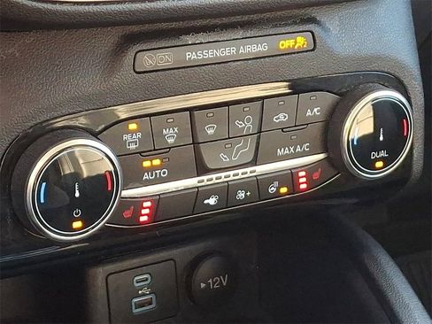 Certified 2022 Ford Escape SEL image 16