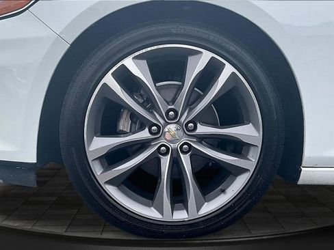 Used 2023 Chevrolet Malibu LT FWD image 34