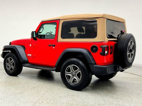 Used 2019 Jeep Wrangler Sport image 7