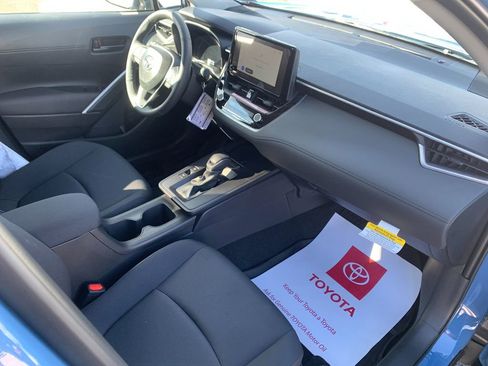 New 2026 Toyota Corolla Cross LE image 18