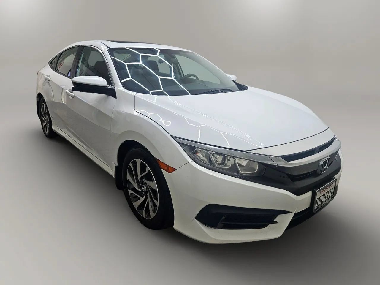 Used 2018 Honda Civic EX image 1
