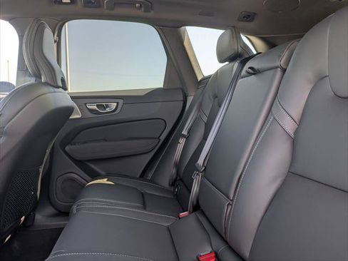 New 2026 Volvo XC60 T8 Ultra w/ Climate Package PRO AWD/4WD image 12
