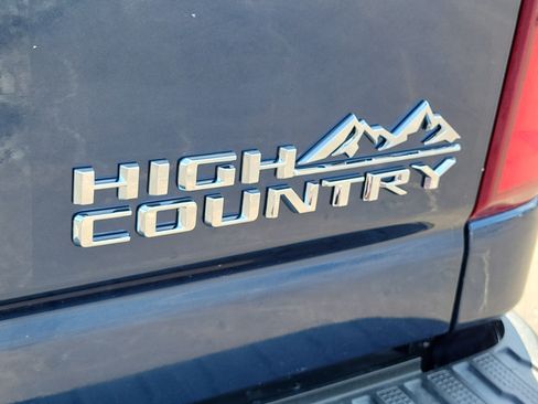 Used 2021 Chevrolet Silverado 3500 High Country AWD/4WD image 6