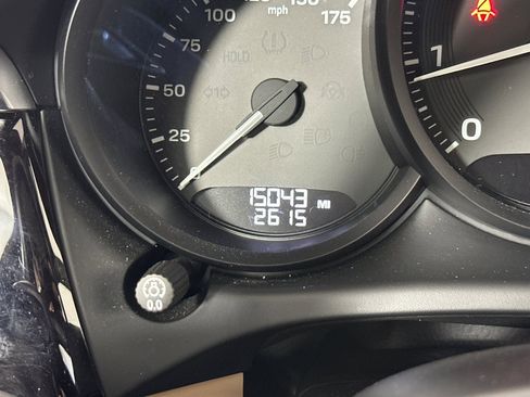 Used 2023 Porsche Macan image 23