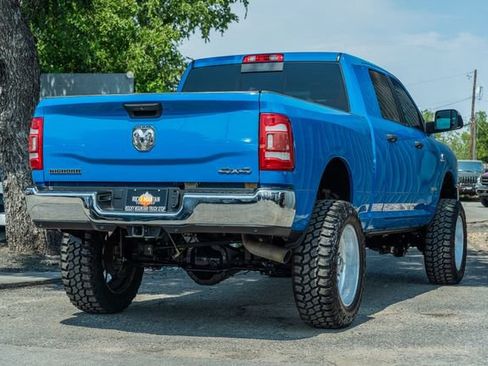 Used 2022 RAM 2500 Big Horn w/ Level C Equiment Group AWD/4WD image 6
