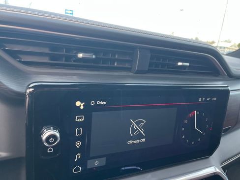 Used 2024 GMC Sierra 1500 Denali Ultimate image 16