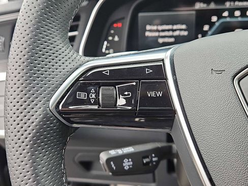 Used 2023 Audi S6 Premium Plus w/ Premium Plus Package image 17