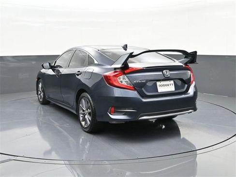 Used 2019 Honda Civic EX image 8