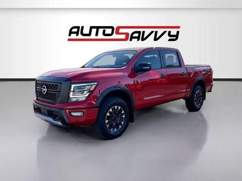 Used 2023 Nissan Titan PRO-4X w/ Pro-4x Convenience Package AWD/4WD image 3