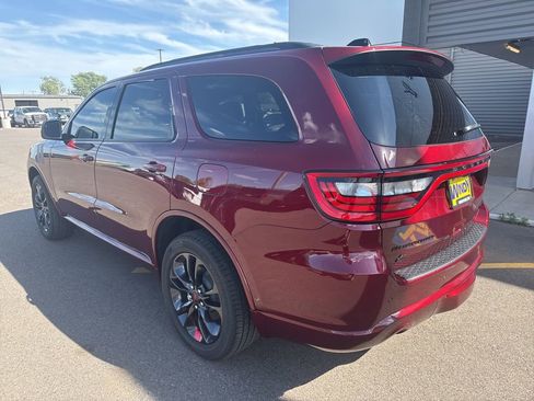 Used 2025 Dodge Durango GT AWD/4WD image 8
