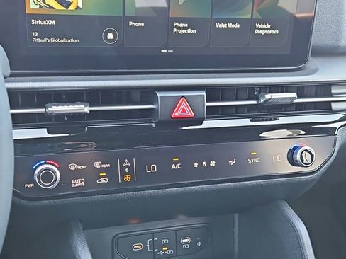 New 2026 Kia Sportage X-Line image 25