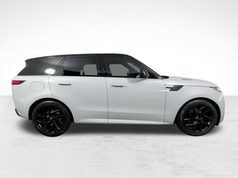 Used 2024 Land Rover Range Rover Sport Dynamic SE image 7