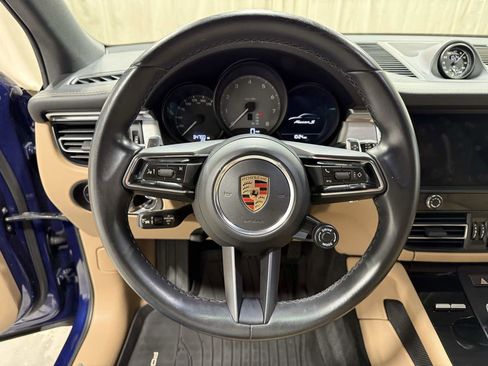 Used 2023 Porsche Macan S AWD/4WD image 11