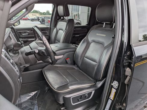 Used 2020 RAM 1500 Laramie w/ Sport Appearance Package AWD/4WD image 14