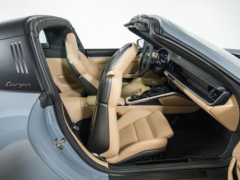 Used 2024 Porsche 911 Targa 4 GTS image 37