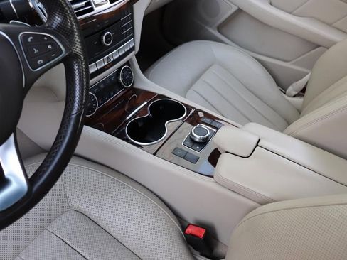 Used 2017 Mercedes-Benz CLS 550 4MATIC image 55