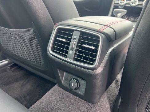 Used 2023 Genesis G70 3.3T w/ Sport Advanced Package AWD/4WD image 28