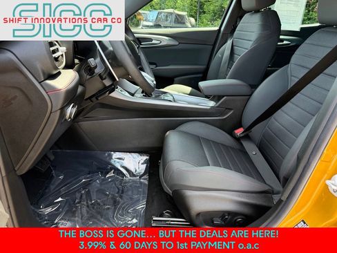 Used 2024 Dodge Hornet R/T w/ R/T Blacktop Package AWD/4WD image 13