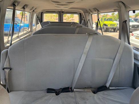 Used 2012 Ford E-350 and Econoline 350 XLT RWD image 25