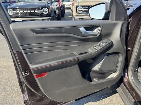 Certified 2023 Ford Escape ST-Line w/ Tech Pack #1 image 12