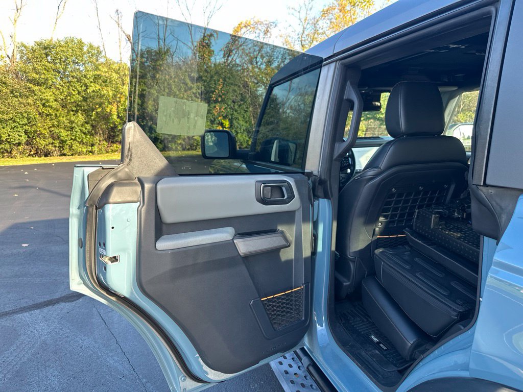 Used 2023 Ford Bronco Badlands AWD/4WD image 14