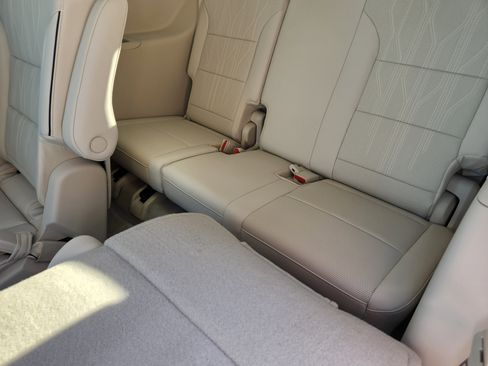 New 2026 Buick Enclave Avenir w/ Super Cruise Package image 23