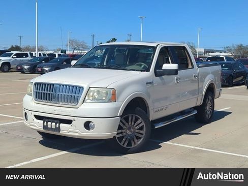 Used 2008 Lincoln Mark LT 4x4 image 1