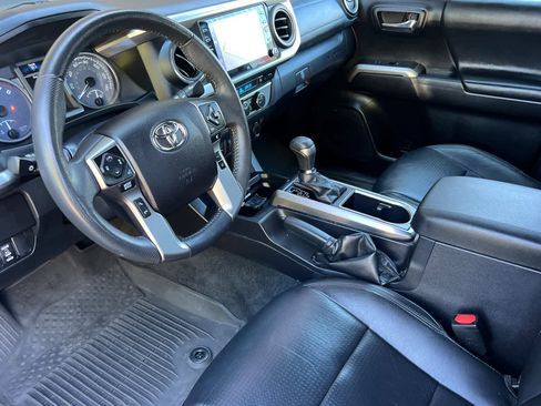 Used 2021 Toyota Tacoma Limited w/ Nightshade Package image 11