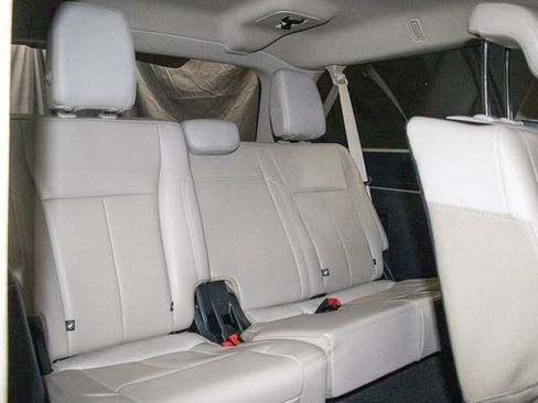 Used 2024 Ford Expedition Max XLT AWD/4WD image 19