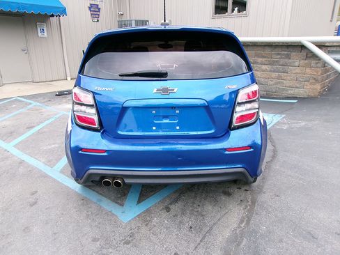 Used 2020 Chevrolet Sonic LT image 6