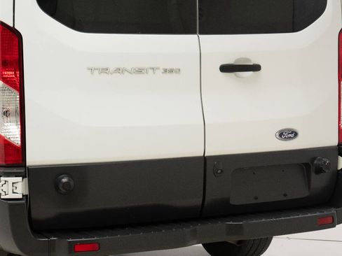 Used 2015 Ford Transit 350 XLT image 12