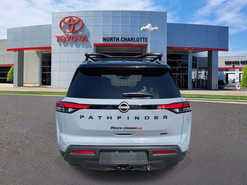 Used 2024 Nissan Pathfinder Rock Creek image 8