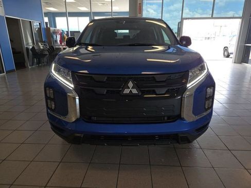 Used 2025 Mitsubishi Outlander Sport LE AWD/4WD image 3
