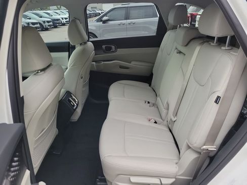 New 2026 Kia Sorento EX FWD image 16