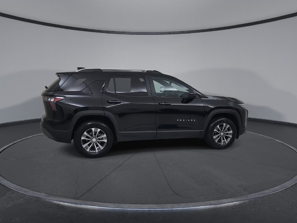 Used 2025 Chevrolet Equinox LT w/ Convenience Package II AWD/4WD image 18