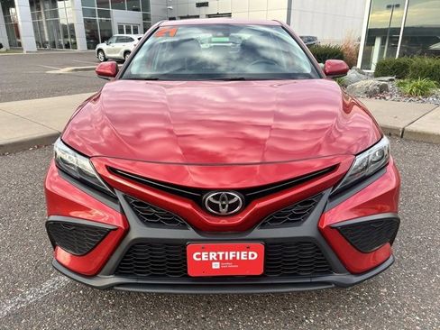 Certified 2021 Toyota Camry SE image 7