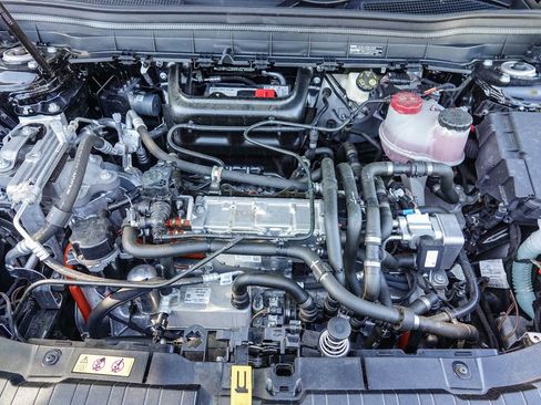 Certified 2024 Mercedes-Benz EQB 350 4MATIC SUV image 27