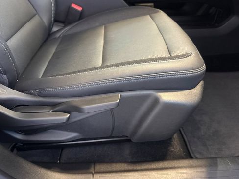 Used 2024 Chevrolet Equinox EV LT FWD image 24
