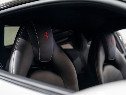 Used 2018 Ferrari 488 GTB image 25