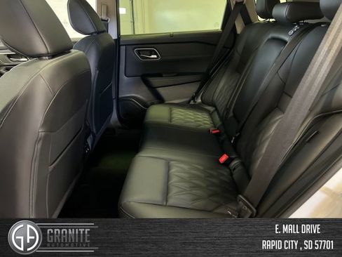New 2026 Nissan Rogue Platinum w/ Platinum Premium Package AWD/4WD image 25